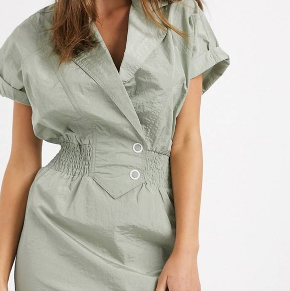 Dress - Picture 4 of 4